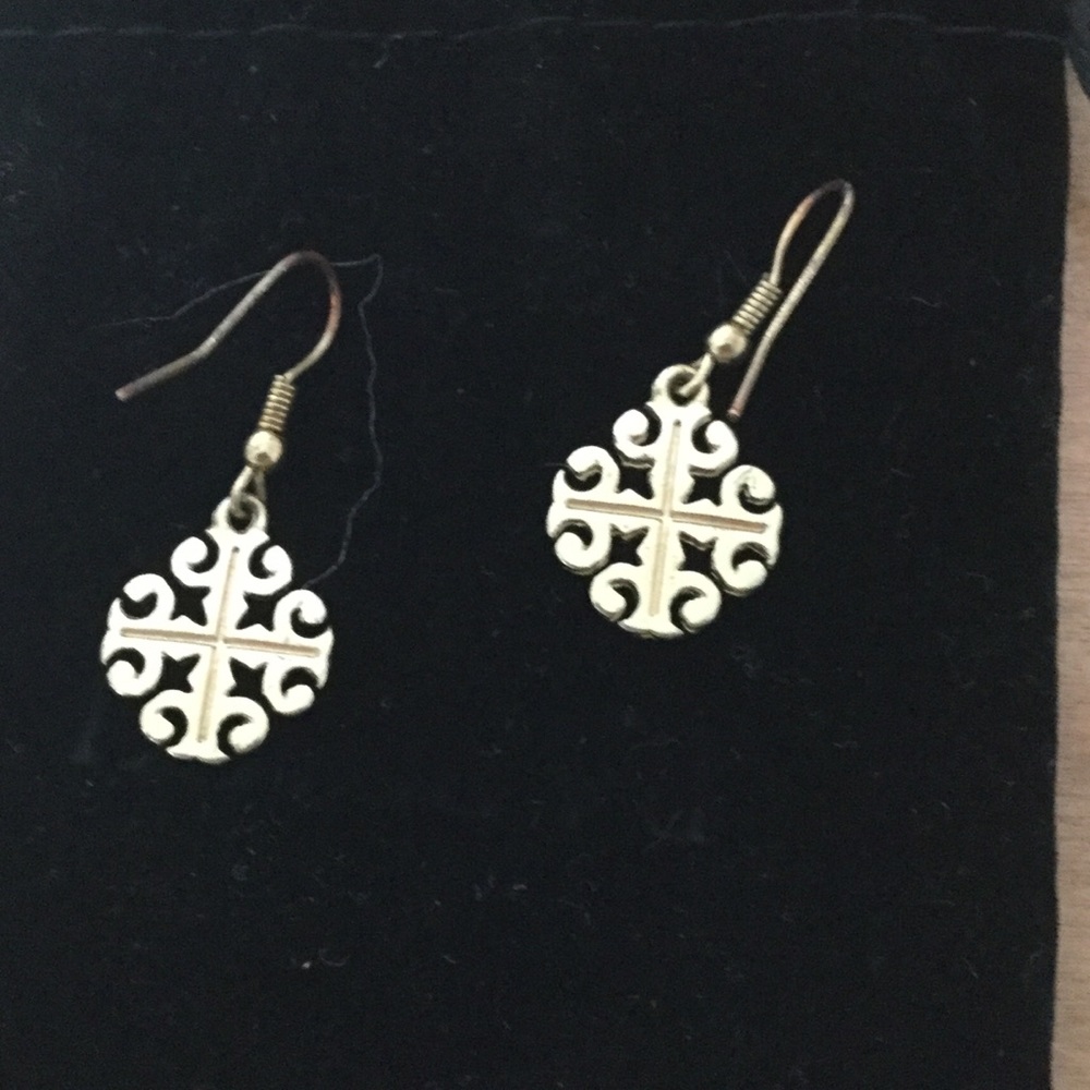 Pair of Gold Tone Earrings